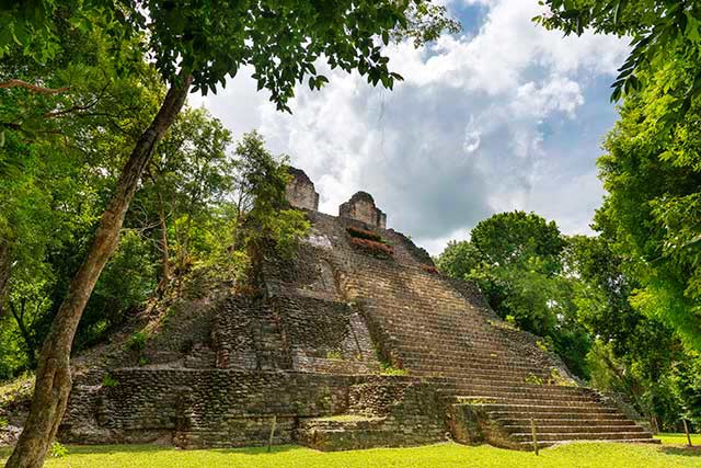 temple of the owl Dzibanche